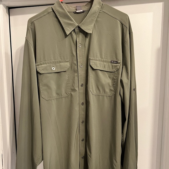Eddie Bauer Travex Travel Button Down. Green. XLT. - Picture 1 of 2